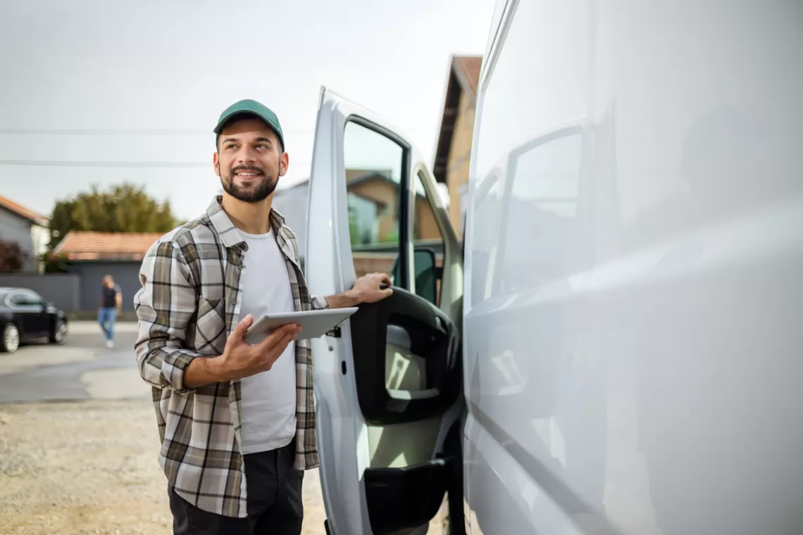 Maximizing Fleet Performance Through Strategic Feedback