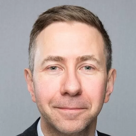 Dr. Sigurdur Oli Sigurdsson headshot